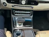 GENESIS  G90 / 5.0 L  